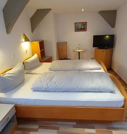 Zur Krone 3* האמלן