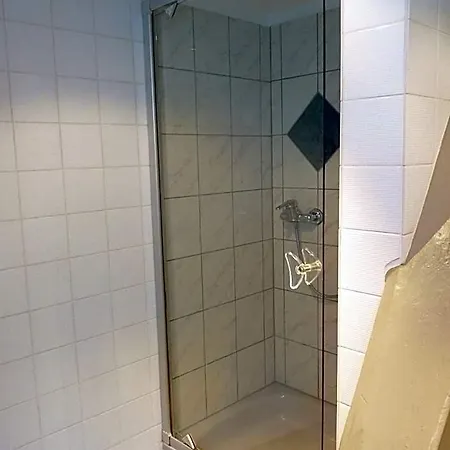 Zur Krone Hotel